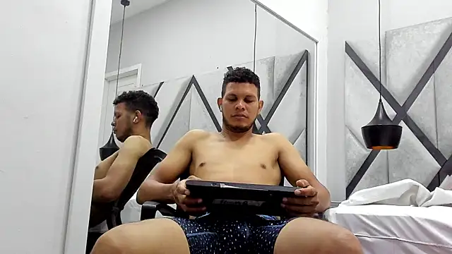 Snapshot of NohaBrooks chatting on 04/15/26, 03:08 NohaBrooks online show from 04/15/26, 03:08