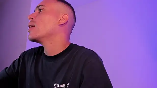 Axel  fierro online show from 04/12/26, 07:52