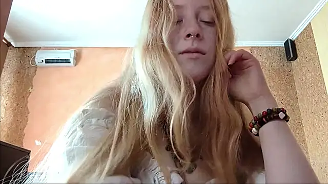 KateVibe 01 online show from 05/19/26, 11:22