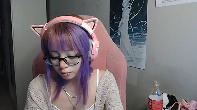 Snapshot of SaxonDibs chatting on 04/08/26, 02:06 SaxonDibs online show from 04/08/26, 02:06