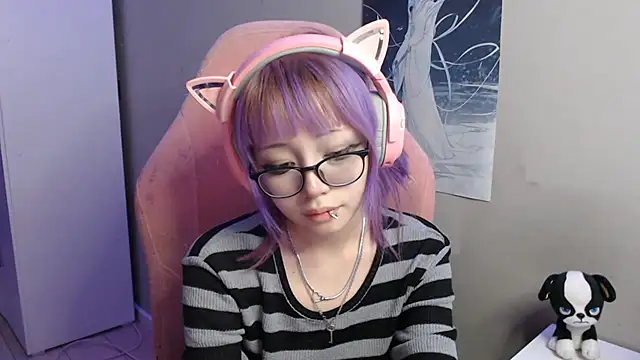 Snapshot of SaxonDibs chatting on 04/09/26, 02:11 SaxonDibs online show from 04/09/26, 02:11