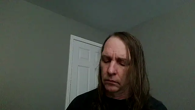 Magnus Luv online show from 05/26/26, 08:16