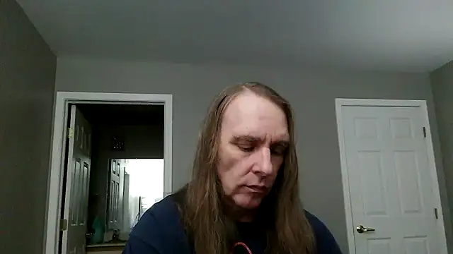 Magnus Luv online show from 06/21/26, 12:24