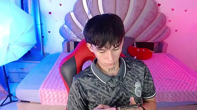 Marco fox723 online show from 04/07/26, 05:57