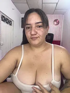 Fresita-12 online show from 04/15/26, 02:18