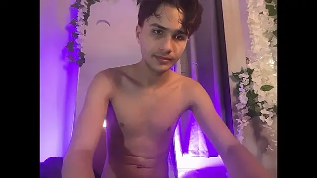 Snapshot of attlas1 chatting on 04/11/26, 01:26 attlas1 online show from 04/11/26, 01:26