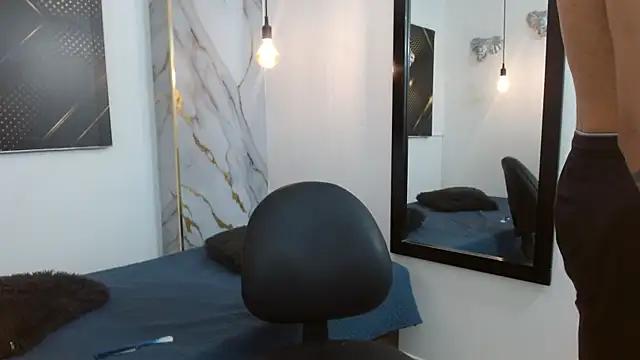 GoldenDesireX  online show from 04/12/26, 07:19