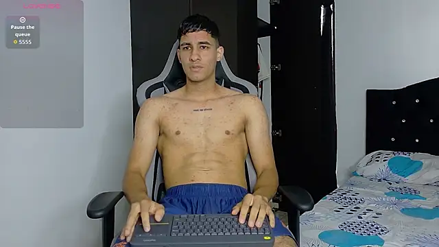 JakeMonroe online show from 04/17/26, 03:37