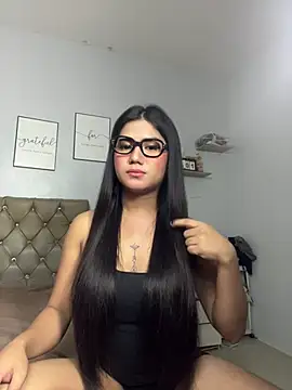 JassmineLove online show from 04/06/26, 04:08