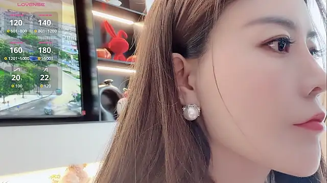 Snapshot of tingting-youu chatting on 04/15/26, 03:02 tingting-youu online show from 04/15/26, 03:02