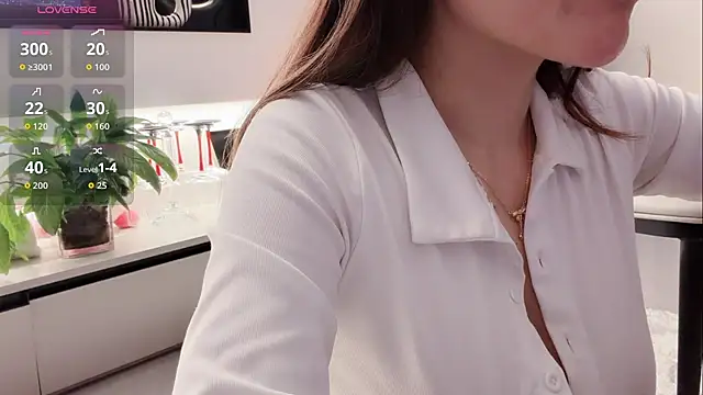 Snapshot of tingting-youu chatting on 06/29/26, 01:55 tingting-youu online show from 06/29/26, 01:55