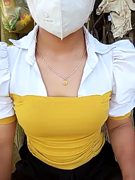 minachao121 online show from 04/05/26, 09:17