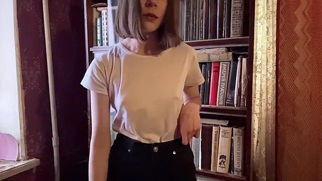 Snapshot of curtl_tl chatting on 04/11/26, 06:40 curtl tl online show from 04/11/26, 06:40