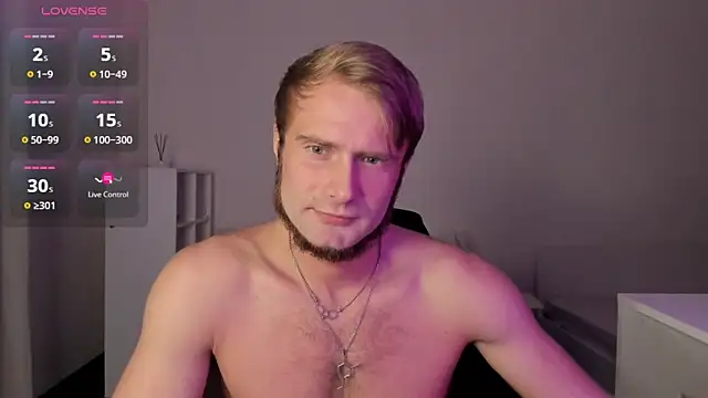 Snapshot of Paul_Rolex chatting on 03/09/26, 02:54 Paul Rolex online show from 03/09/26, 02:54