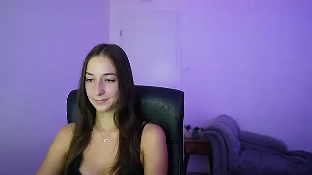 Crystalbrunette18 online show from 07/07/26, 01:26