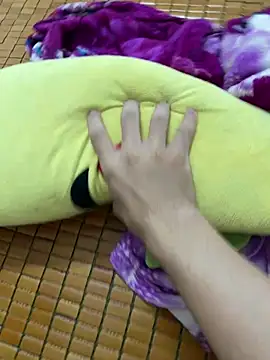 tanluc144444 online show from 04/07/26, 03:56