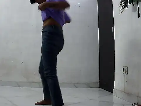 Snapshot of hotty-krtika chatting on 04/16/26, 06:58 hotty-krtika online show from 04/16/26, 06:58