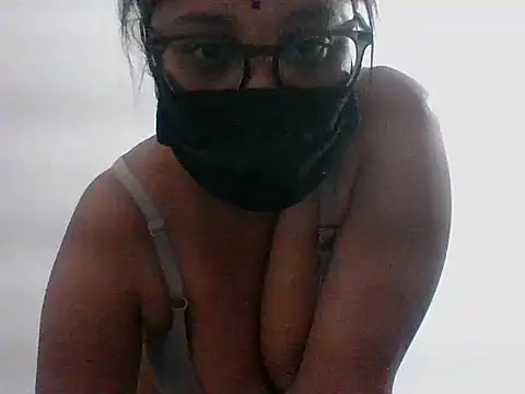 sexy nita online show from 04/11/26, 02:43