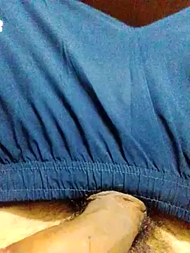 Snapshot of Anno7770 chatting on 04/07/26, 06:36 Anno7770 online show from 04/07/26, 06:36