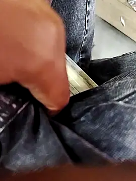 X-boy-11 online show from 04/09/26, 10:20