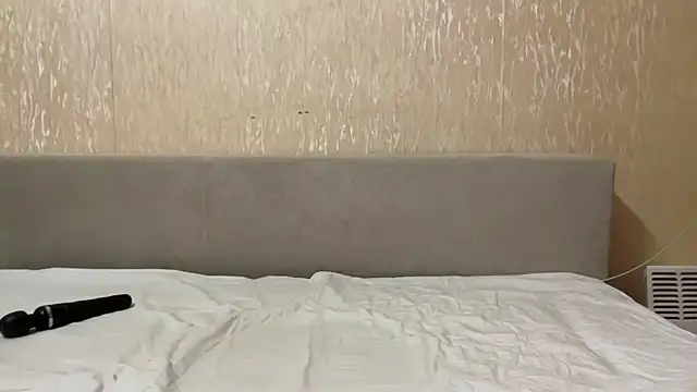 40000usd online show from 05/18/26, 12:07
