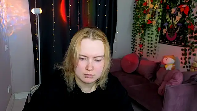 FionaxRider  online show from 04/16/26, 11:07