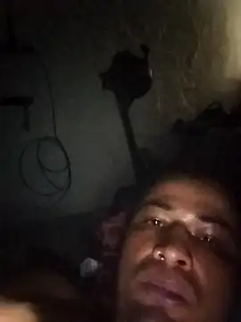 Snapshot of Yovanymartinez chatting on 04/05/26, 03:42 Yovanymartinez online show from 04/05/26, 03:42