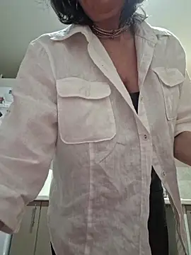 LaliaMia online show from 02/02/26, 02:32