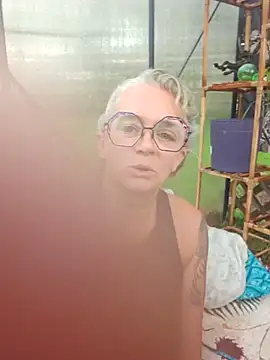Snapshot of Blondejenn chatting on 07/07/26, 11:47 Blondejenn online show from 07/07/26, 11:47