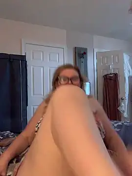 Love Lee xo online show from 04/13/26, 12:43