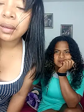 Peluchita girl online show from 04/21/26, 03:39