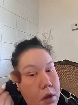 hisalphaqueen27 online show from 04/08/26, 05:35