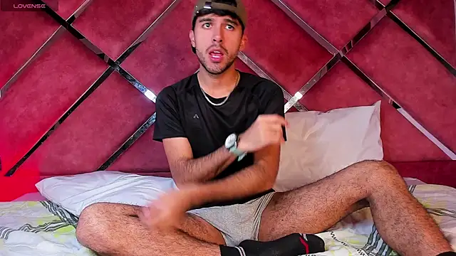 RodrigoColby2 online show from 04/16/26, 03:18