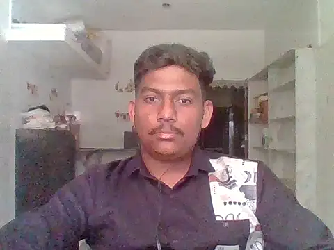 Snapshot of het123__ chatting on 04/06/26, 05:19 het123 online show from 04/06/26, 05:19