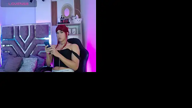 Eva  Walker online show from 04/07/26, 08:31