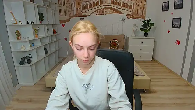 SonnySofia online show from 04/14/26, 05:57