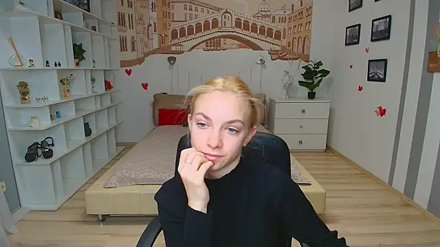 SonnySofia online show from 04/15/26, 05:58