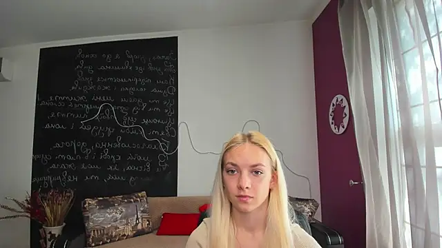 SonnySofia online show from 05/22/26, 05:47