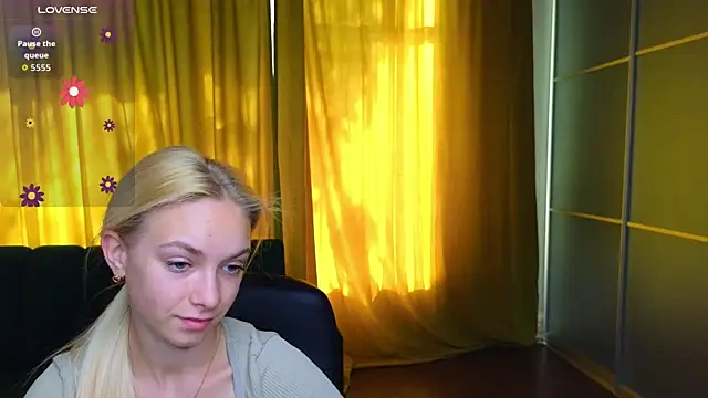 SonnySofia online show from 05/25/26, 05:35