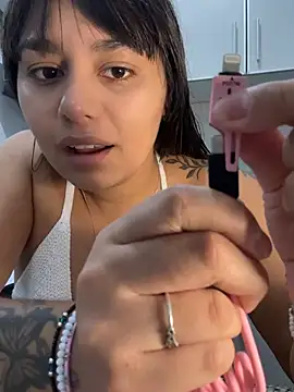 daranoirvc online show from 04/08/26, 11:16