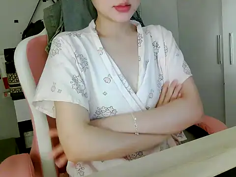 lucienguyen online show from 07/20/26, 08:06