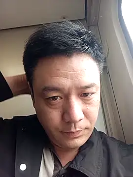 Snapshot of MM-VV888 chatting on 04/11/26, 12:04 MM-VV888 online show from 04/11/26, 12:04