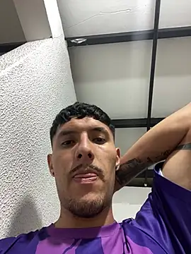 ALEXXXTREM69 online show from 06/03/26, 04:56