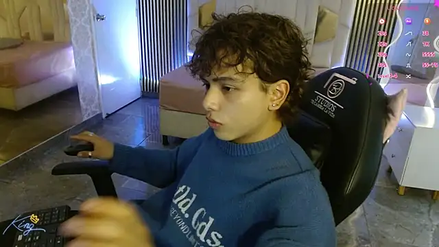 Elian tay online show from 04/14/26, 07:53