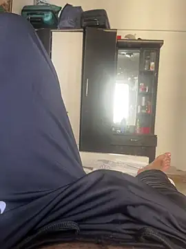 sunnyroy26 online show from 04/14/26, 08:09