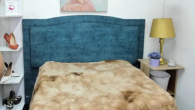 Snapshot of IsadoraVex chatting on 04/15/26, 12:45 IsadoraVex online show from 04/15/26, 12:45