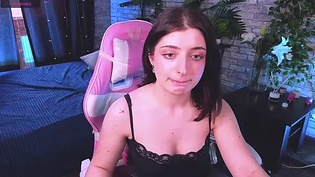 Snapshot of Jasmine_Pete chatting on 04/15/26, 02:24 Jasmine Pete online show from 04/15/26, 02:24