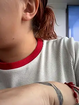 ziara white online show from 04/14/26, 06:58