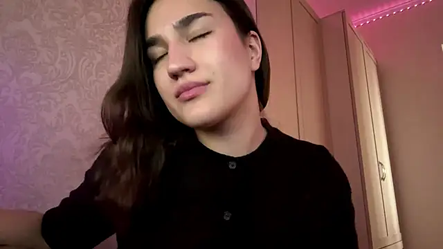 Snapshot of Mary_Nitherson chatting on 04/13/26, 09:26 Mary Nitherson online show from 04/13/26, 09:26