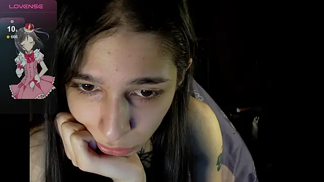 Kelly Xenny online show from 04/18/26, 07:40